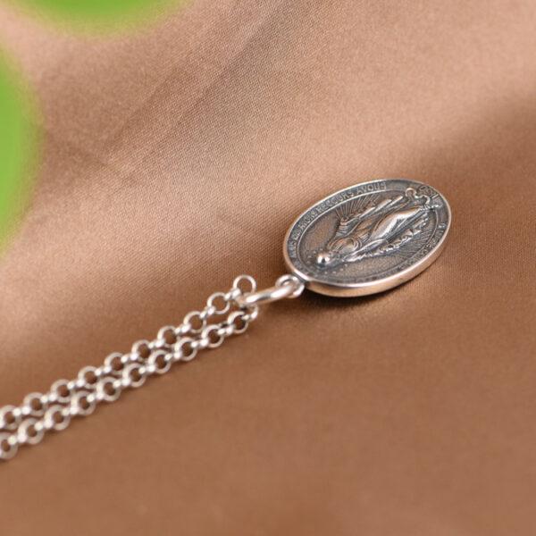 s925 sterling silver Jesus pendant, oval shape silver pendant - Image 4